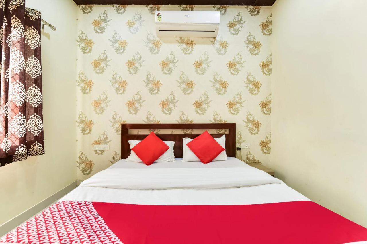 Oyo 74877 Empire Resort Джодпур Екстериор снимка