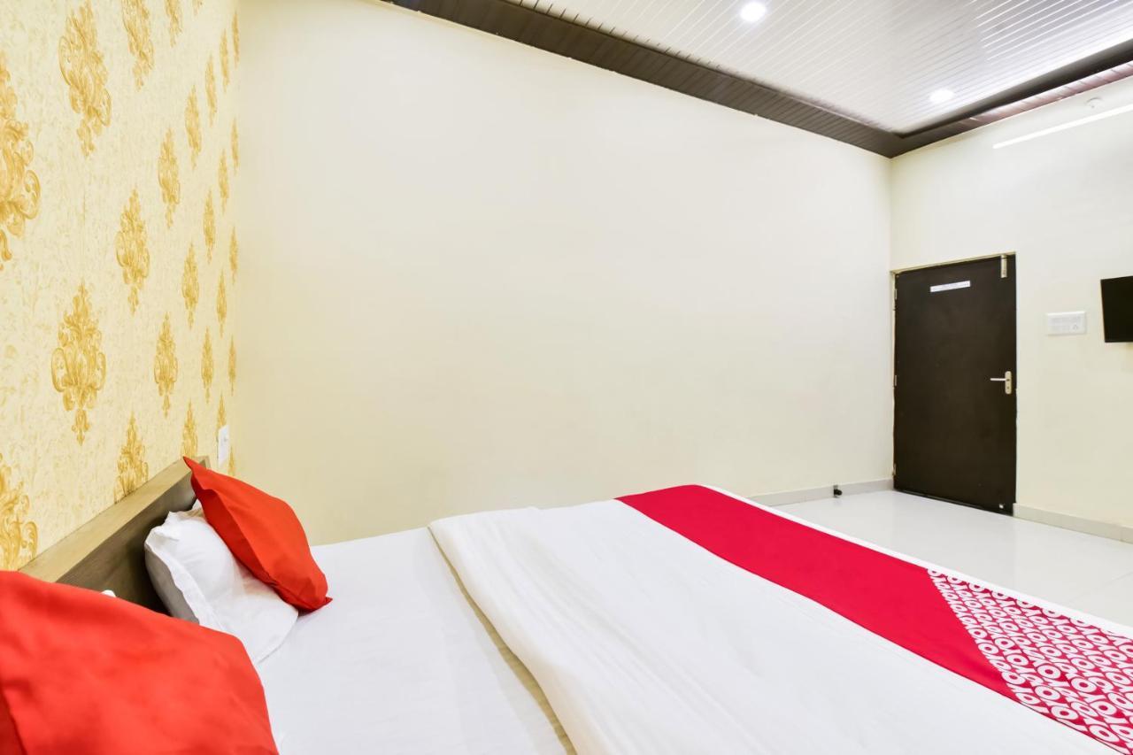 Oyo 74877 Empire Resort Джодпур Екстериор снимка