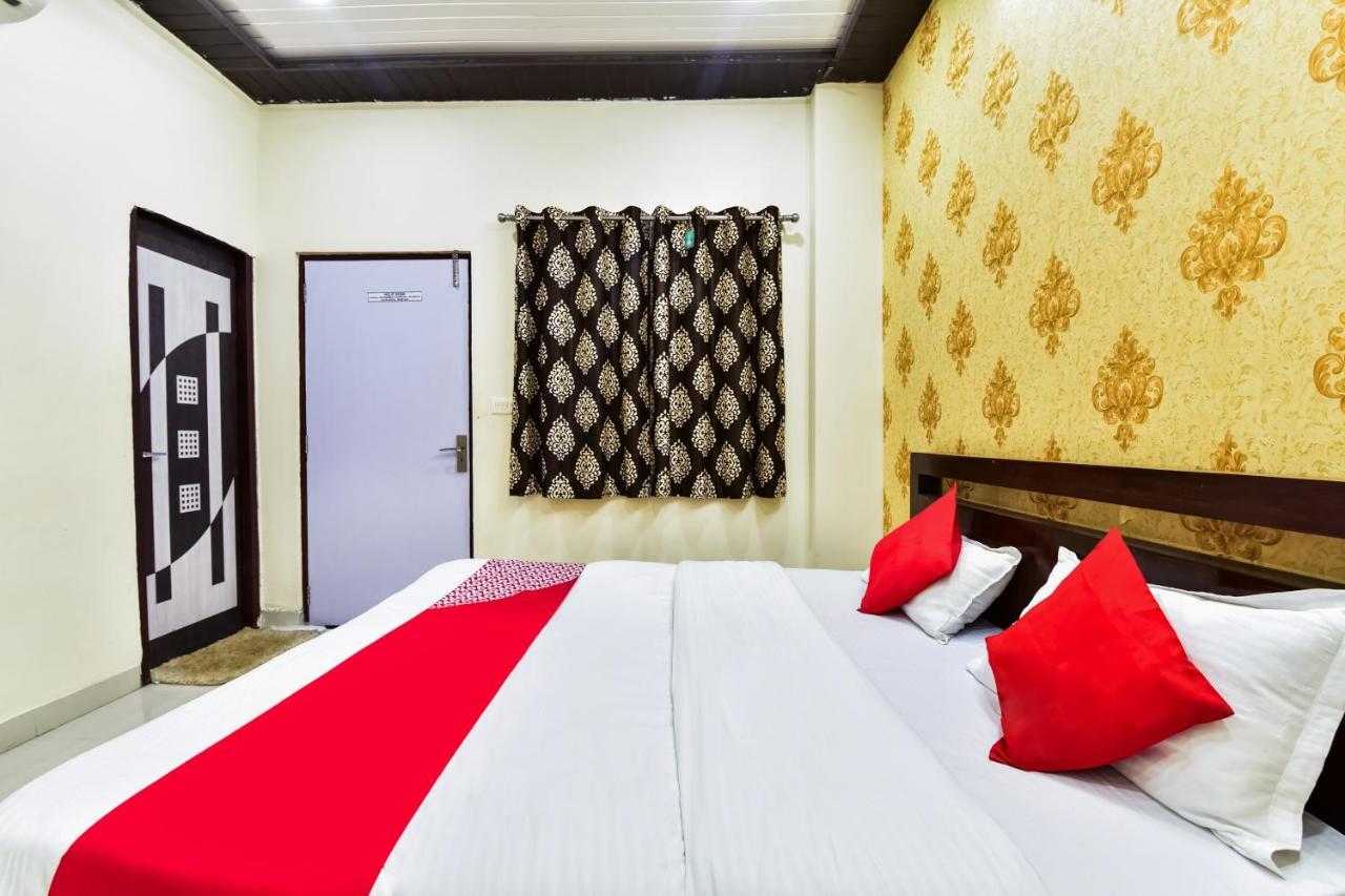 Oyo 74877 Empire Resort Джодпур Екстериор снимка