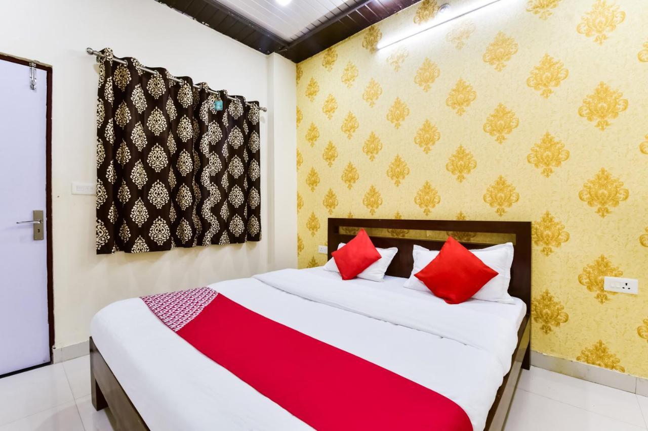 Oyo 74877 Empire Resort Джодпур Екстериор снимка